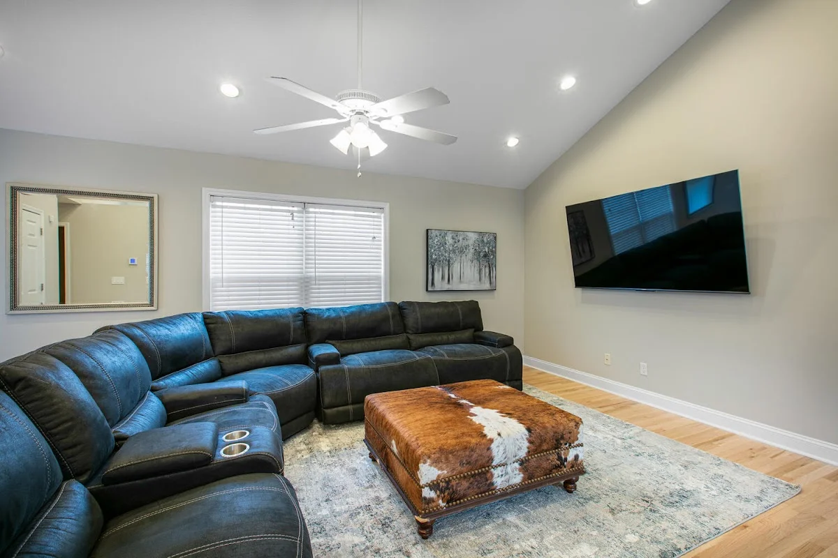 Dismas Charities - interior photo