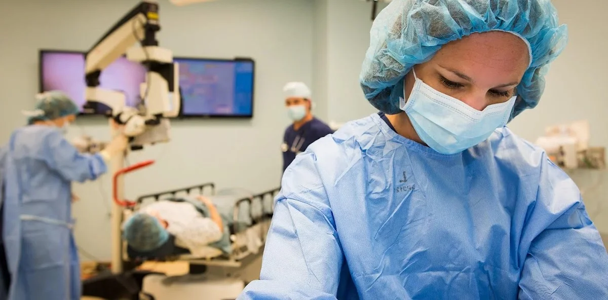Amenities at Fayetteville treatment center — surgeon