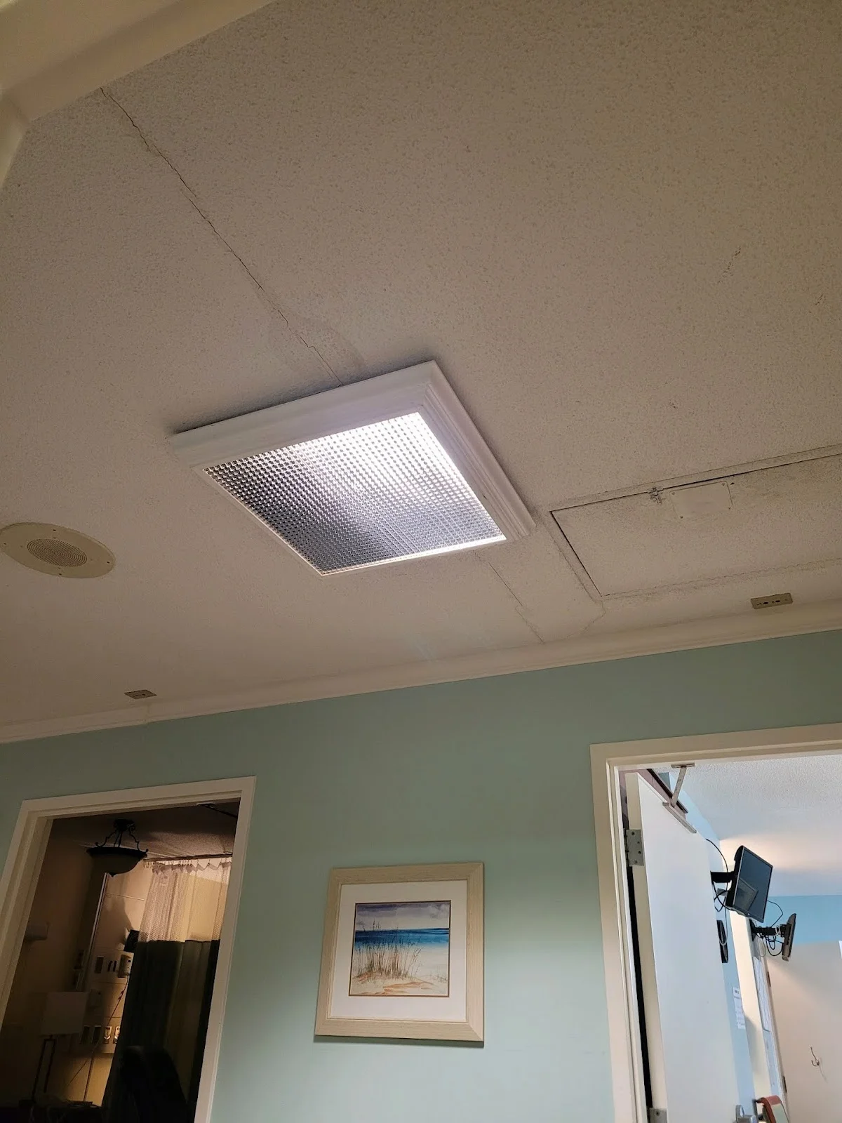 Hillcrest Raleigh at Crabtree Valley - interior photo