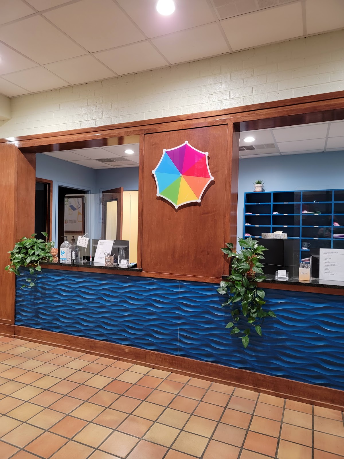 Mood Treatment Center Country Club - Photo 4